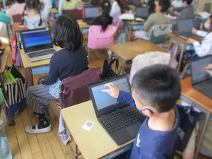 若木小 プログラミングの授業