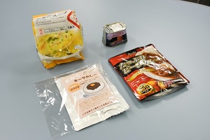 写真:納品されたカレーセット