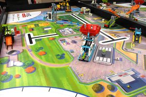 サムネイル:『ロボットゲーム』競技フィールド
