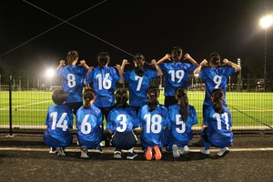 写真:「中学校女子サッカー部フェスティバル」での集合写真
