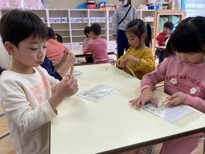 写真:赤塚保育園でのプログラムの様子2